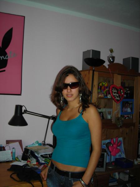 monia